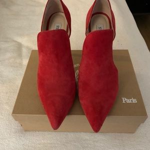 Steve Madden red heel